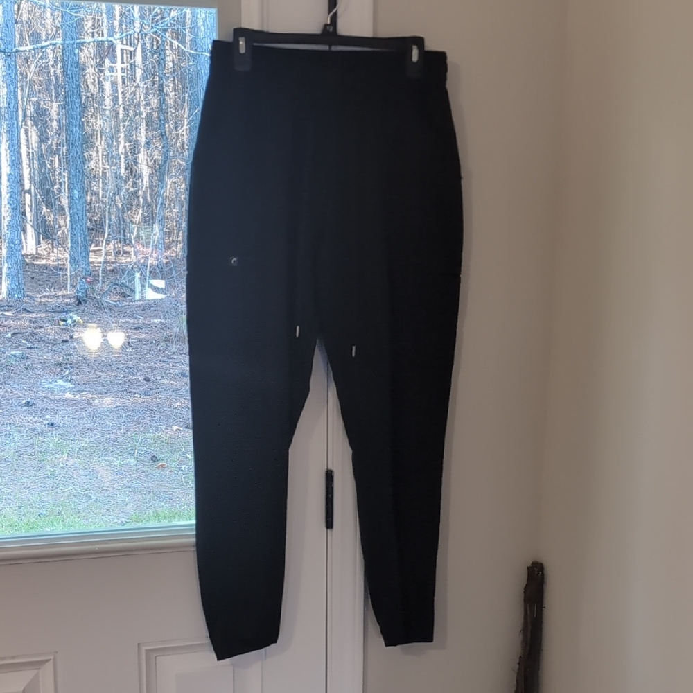 Women's Black Jogger Scrubs